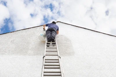 Peinture extérieure à Meys — façades et ravalement